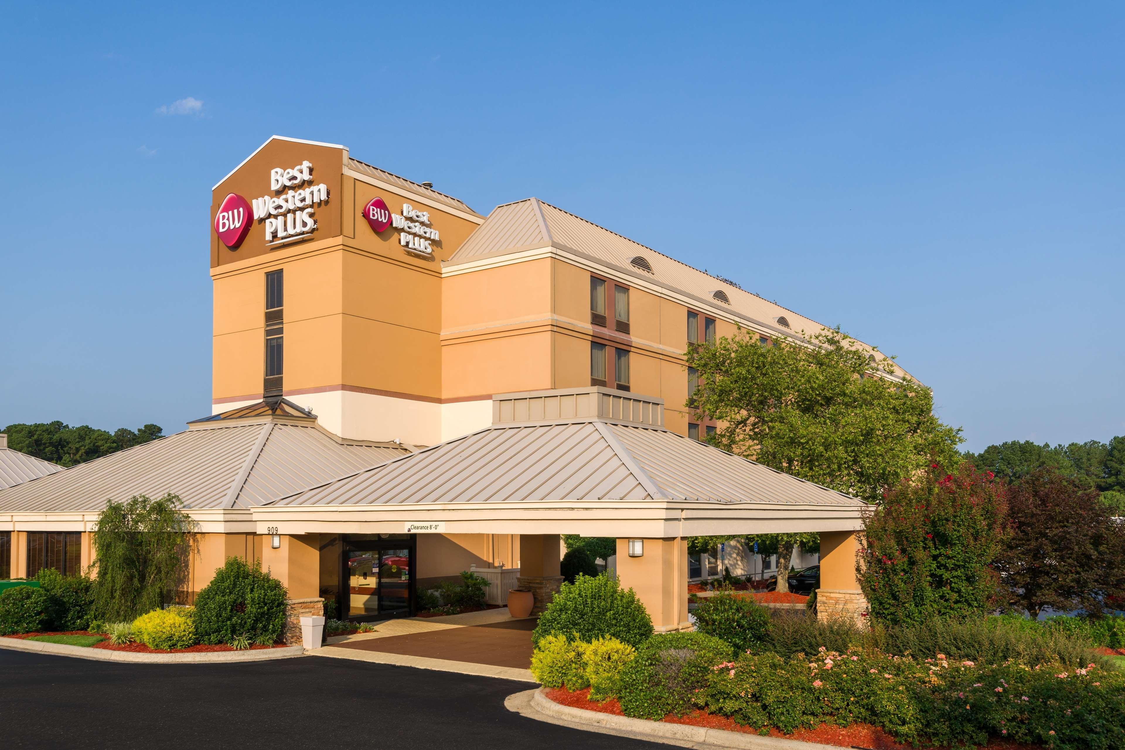 Best Western Plus Goldsboro Exterior photo